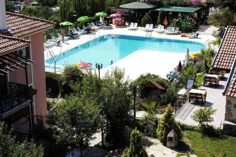 Club Pink Palace Hotel Ölüdeniz Exterior foto